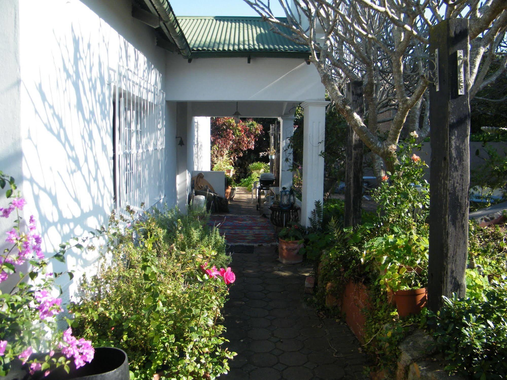 Valley Guest House Port Elizabeth Extérieur photo